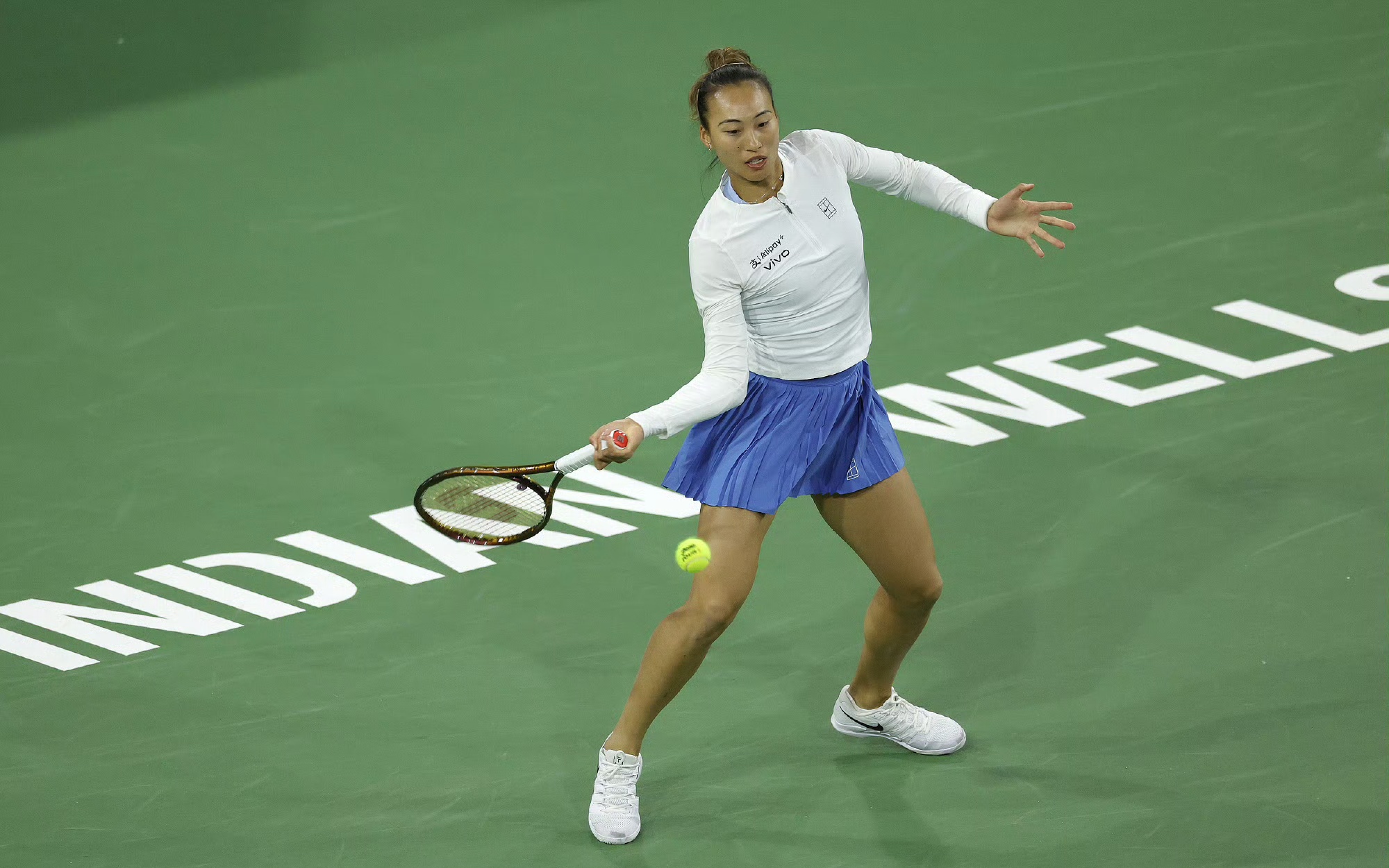  阿扎伦卡比赛视频 