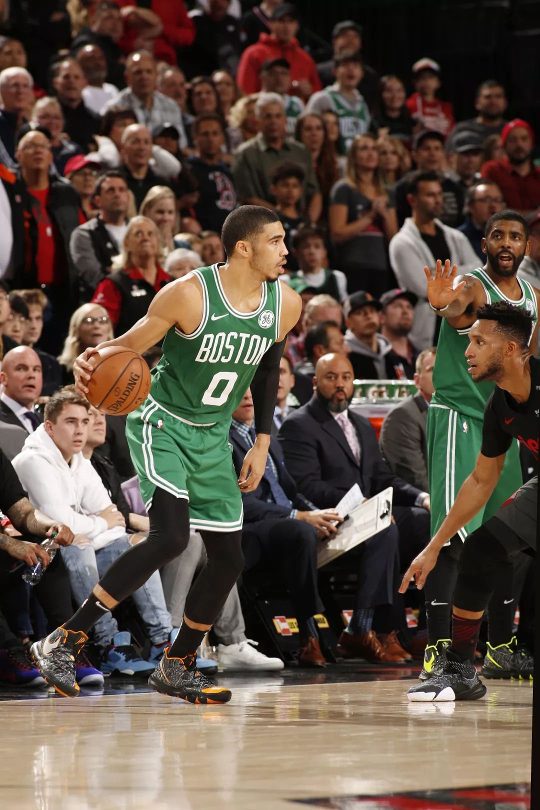 NBA常规赛赛后走向成谜，波特兰开拓者迎来里程碑，管理层满意，团队化学反应显著的简单介绍